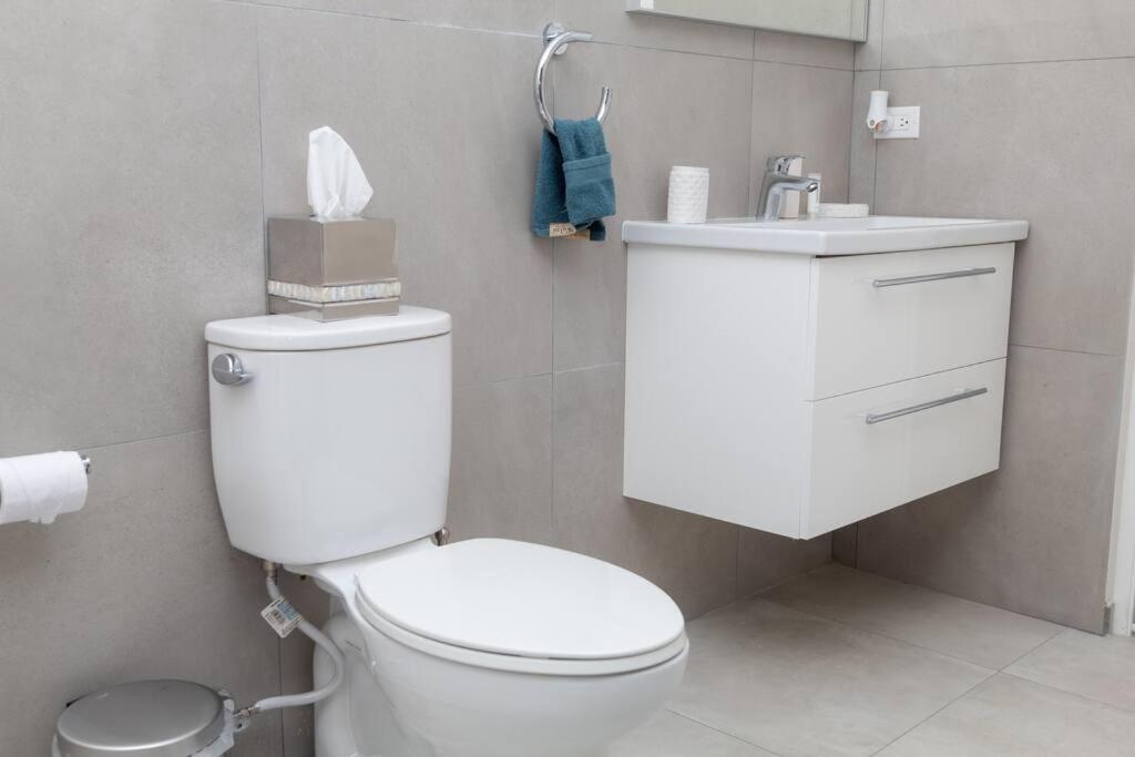 New! Cozy 1 Bedroom Condo- Gold Coast, Noord ARUBA Palm Beach Zewnętrze zdjęcie