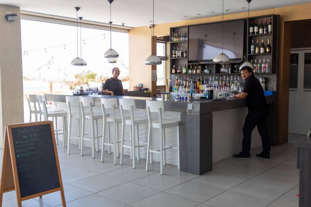 New! Cozy 1 Bedroom Condo- Gold Coast, Noord ARUBA Palm Beach Zewnętrze zdjęcie