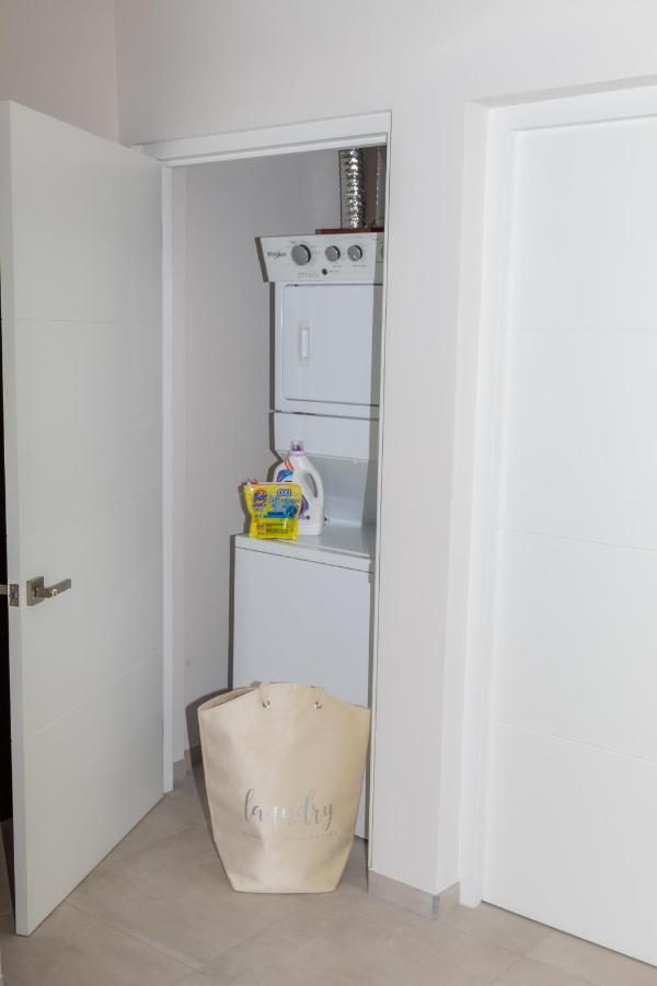 New! Cozy 1 Bedroom Condo- Gold Coast, Noord ARUBA Palm Beach Zewnętrze zdjęcie